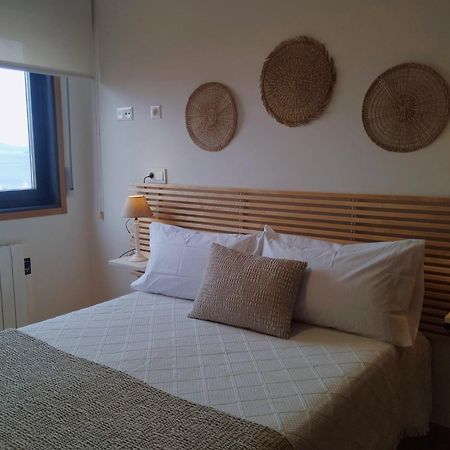 Un Rincon Con Vistas A La Ria, Playa Y Parking. Apartment Ribeira Exterior photo